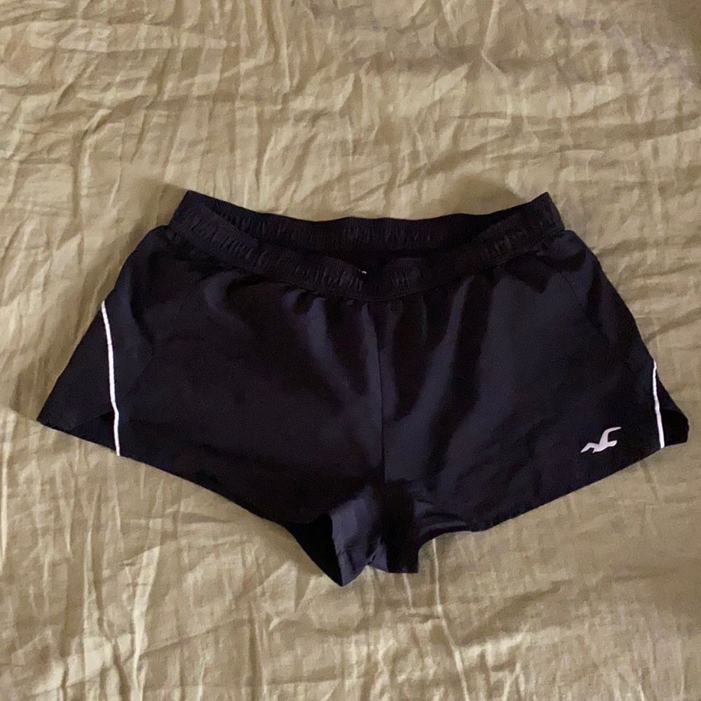 Black Hollister athletic shorts!